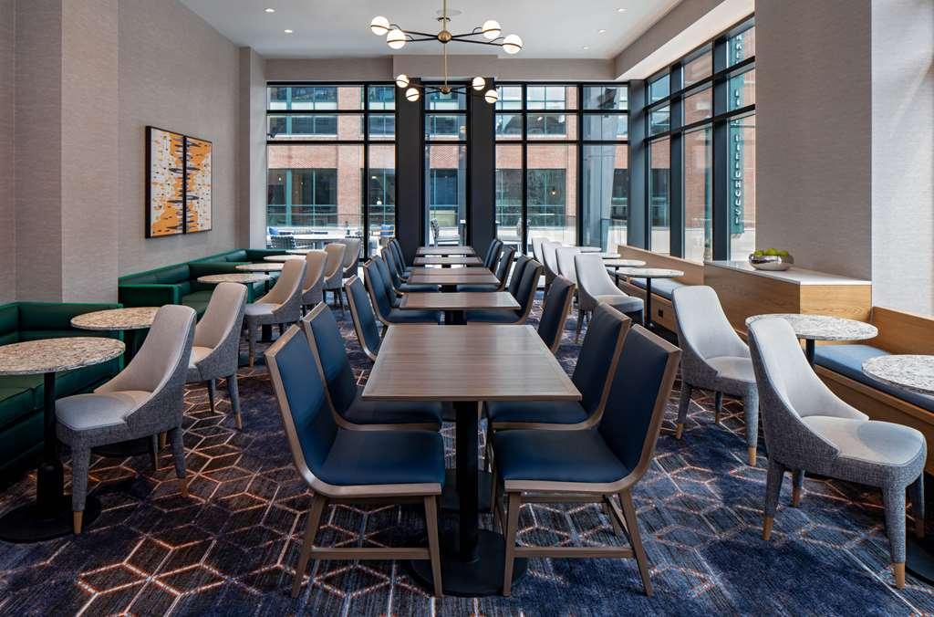 Hyatt Place Indianapolis Downtown Restaurant billede